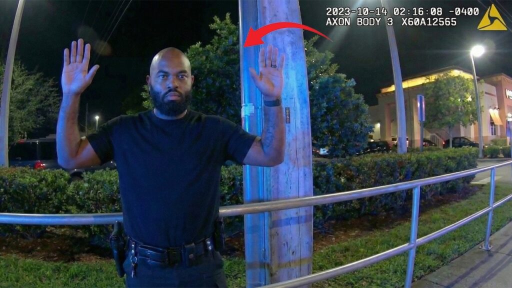 Fake Cops Kidnap Wrong Man After They Snap Over 0,000