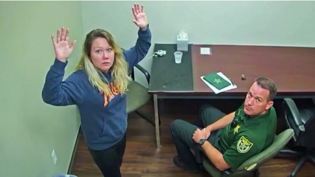 Mom Sends Her 16-Year-Old Daughter to Machete Her Husband’s Side Chick